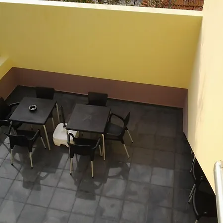 Konukevi Sao Francisco 4*